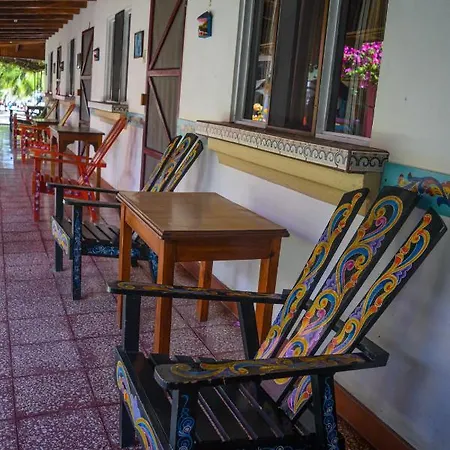 Hotel Marielos Tamarindo Exterior photo